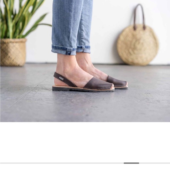 Pons Avarca Classic Women's Sandals - Dark Brown (Lava) - Size 10 - Picture 2 of 6